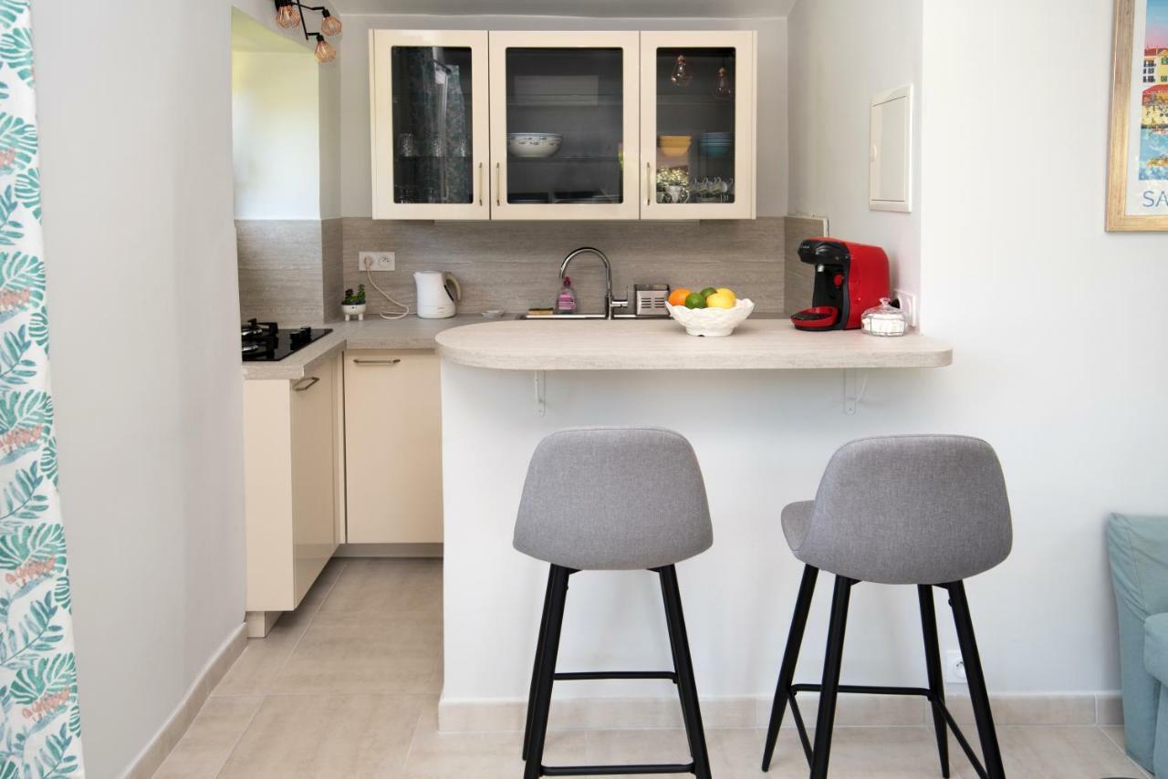 Charmante Petite Maison A L'Entree De Saint Tropez ภายนอก รูปภาพ
